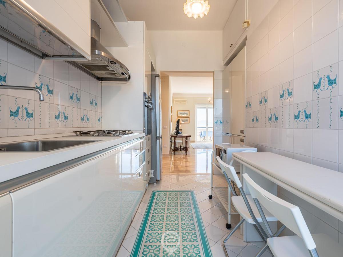 Cityscape Vista Apartment Кальяри Экстерьер фото